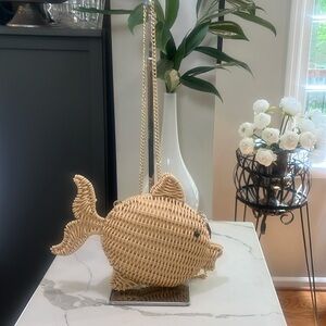 Tommy Bahama Natural Rattan Wicker Woven Fish Bag Crossbody or Clutch - NWT